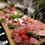Gæstehus B & V E Restaurant 3*