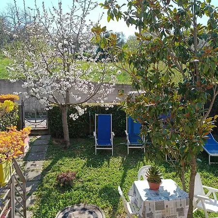 B & V E Restaurant Σπίτι διακοπών
